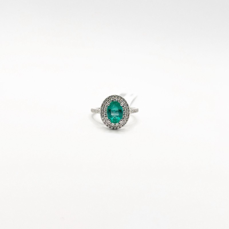 Anillo Esmeralda Oval Con Halo Doble De Diamantes – Victoria Fine Jewelry