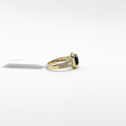 Anillo Cuadro De Zafiro Con Diamantes – Victoria Fine Jewelry