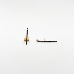 Aretes Bar Post Cuff De Diamante Negro – Victoria Fine Jewelry