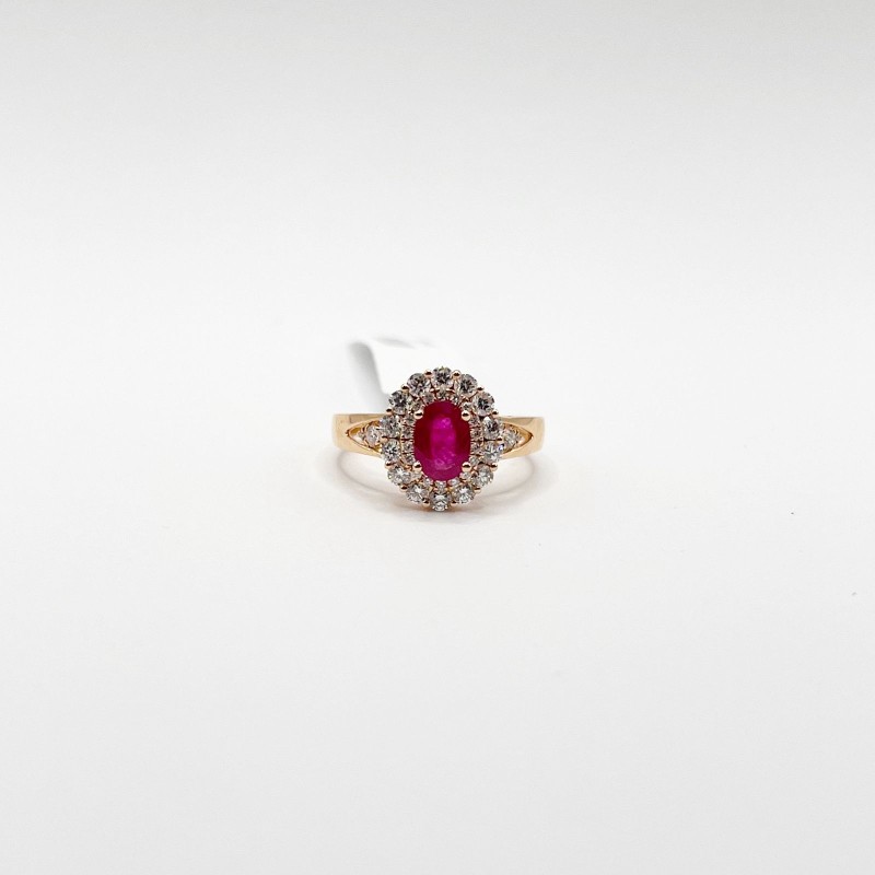 Anillo Rubí Oval Con Diamantes – Victoria Fine Jewelry