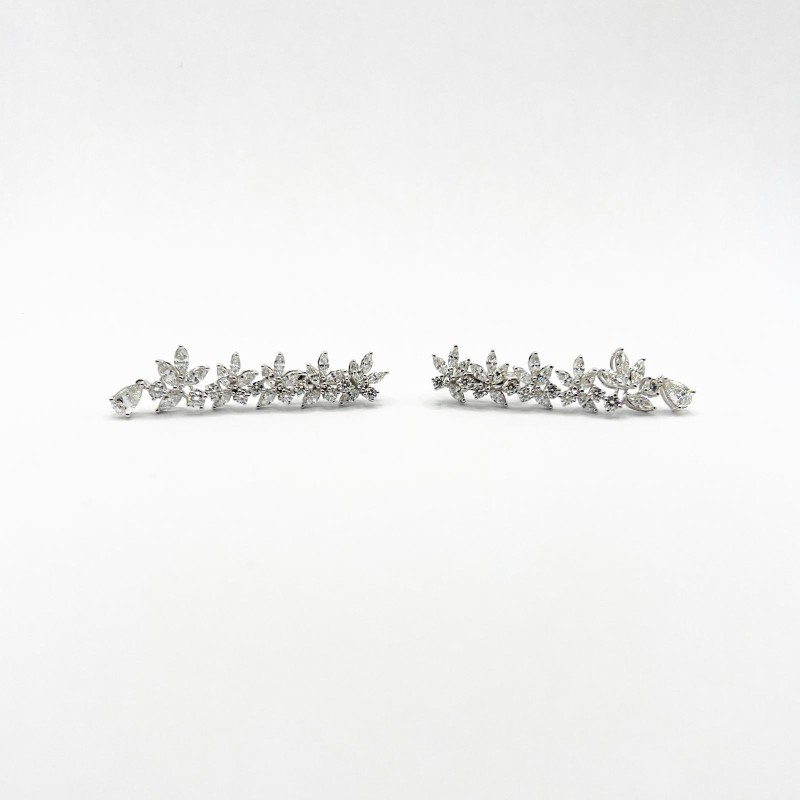 Aretes Largos De Gotas De Diamante – Victoria Fine Jewelry