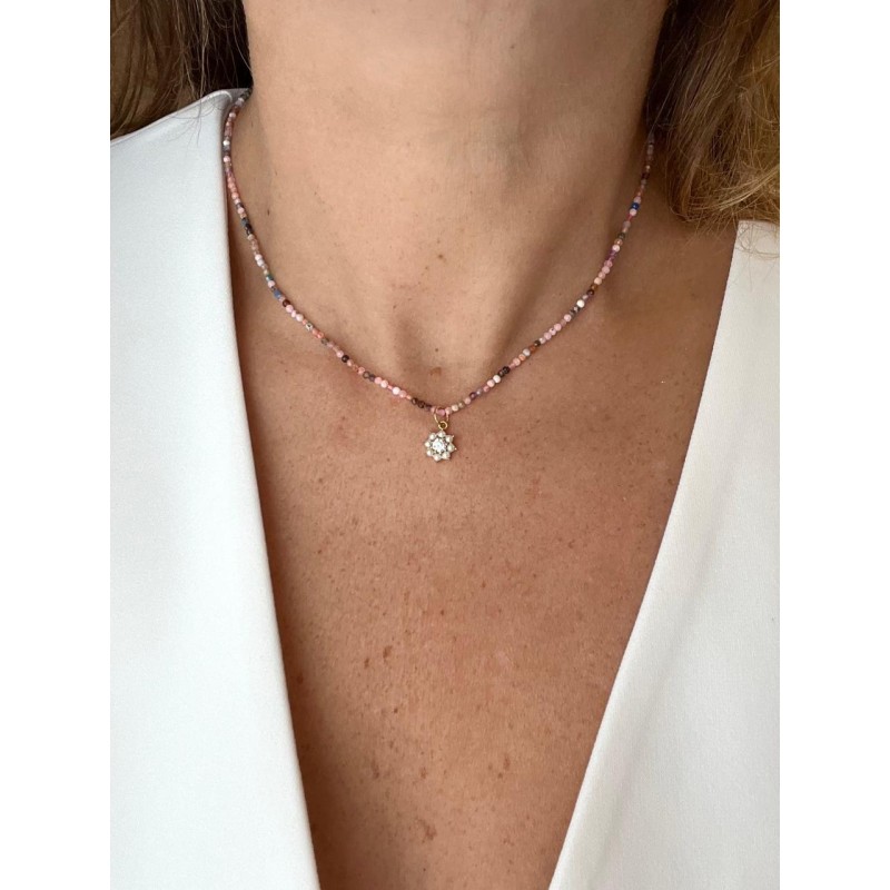 Collar Dije Flor Piedras Naturales – Victoria Fine Jewelry