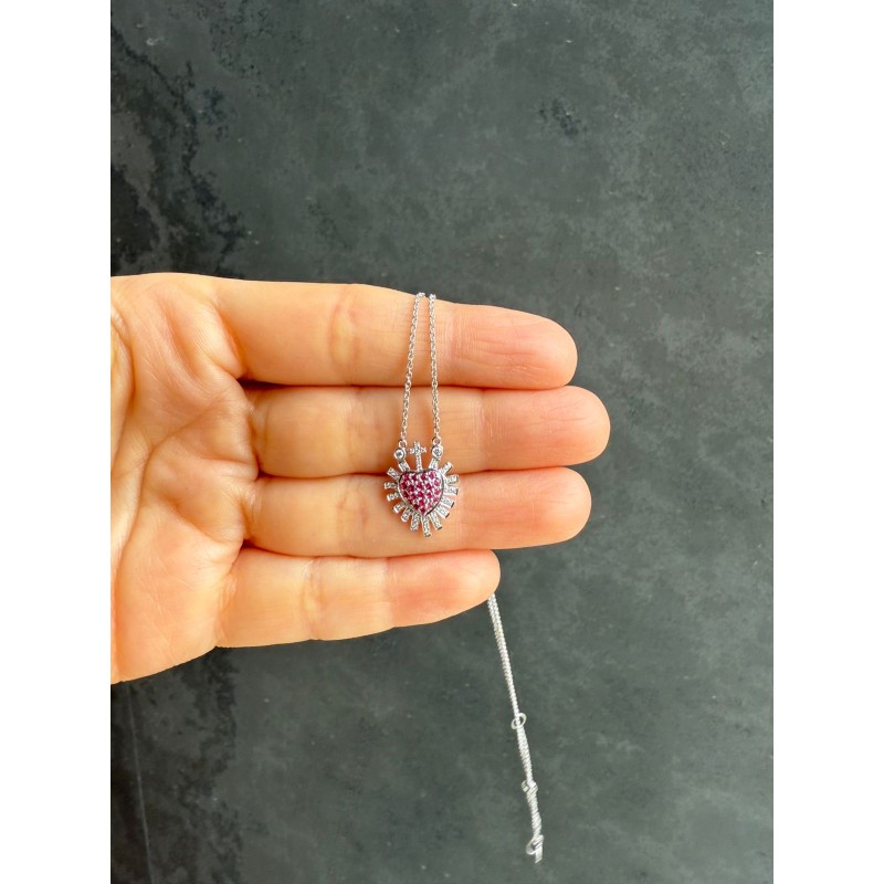 Collar Sagrado Corazón Rubí Con Diamantes – Victoria Fine Jewelry
