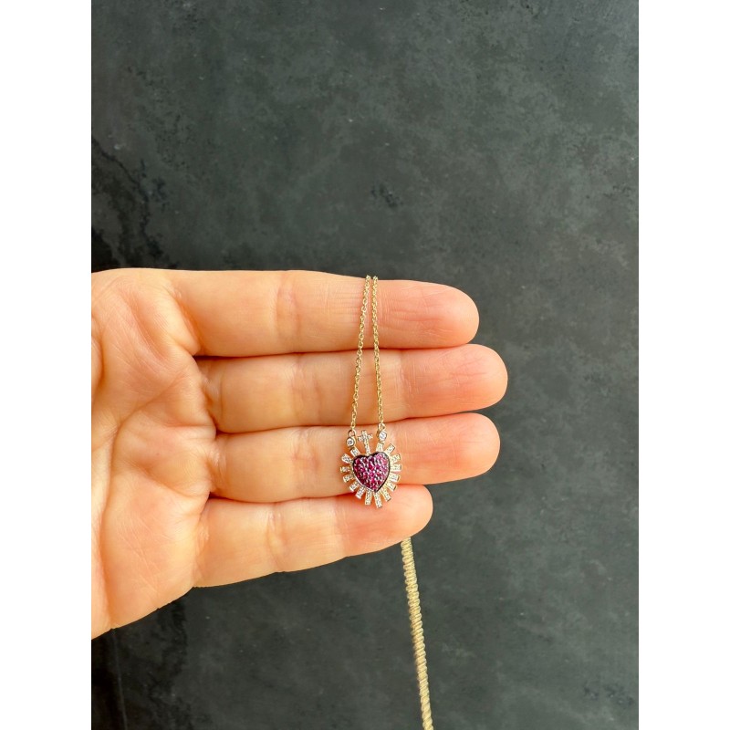 Collar Sagrado Corazón Rubí Con Diamantes – Victoria Fine Jewelry