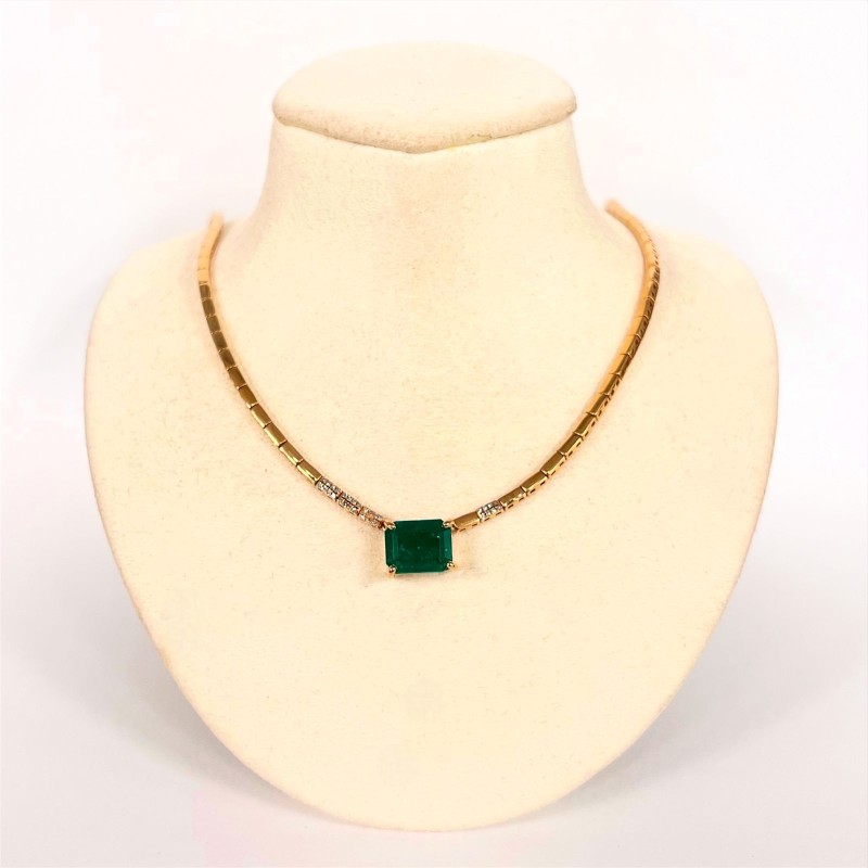 Gargantilla Con Esmeralda – Victoria Fine Jewelry