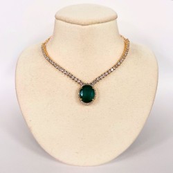 Gargantilla Esmeralda Oval y Diamantes – Victoria Fine Jewelry