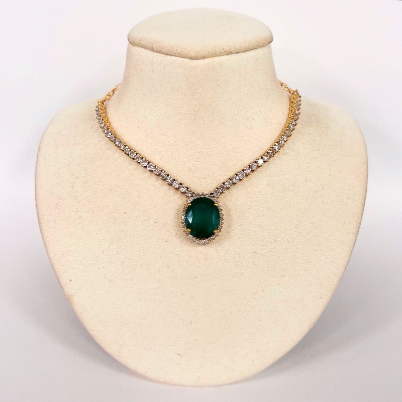 Gargantilla Esmeralda Oval y Diamantes – Victoria Fine Jewelry