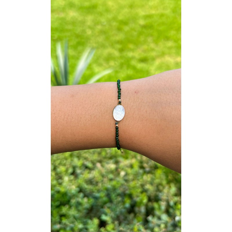 Pulsera Virgen Milagrosa y Esmeraldas – Victoria Fine Jewelry