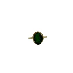 Anillo Esmeralda Oval Con Halo De Diamantes – Victoria Fine Jewelry