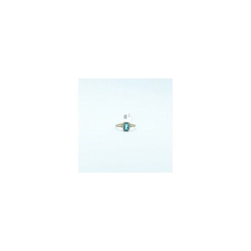 Anillo Cuadro Topacio Azul – Victoria Fine Jewelry