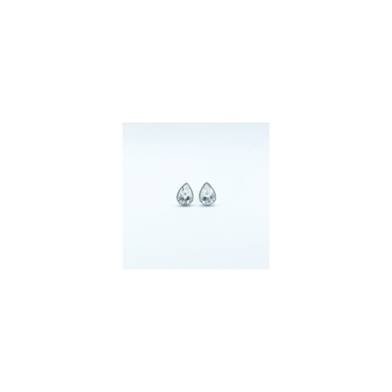 Aretes Gota Topacio Blanco – Victoria Fine Jewelry