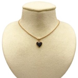 Mini Sagrado Corazón de Diamante Negro – Victoria Fine Jewelry