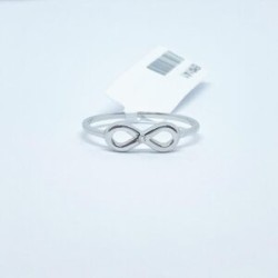 Anillo 10K Infinito Con Zirconia – Victoria Fine Jewelry